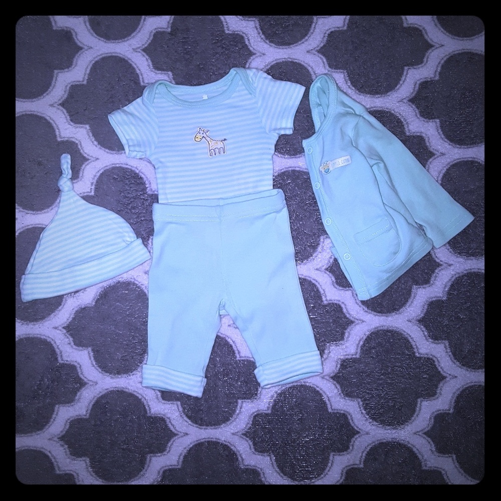 Sold📢 Sold📢📢 unisex indoors/outdoor wear